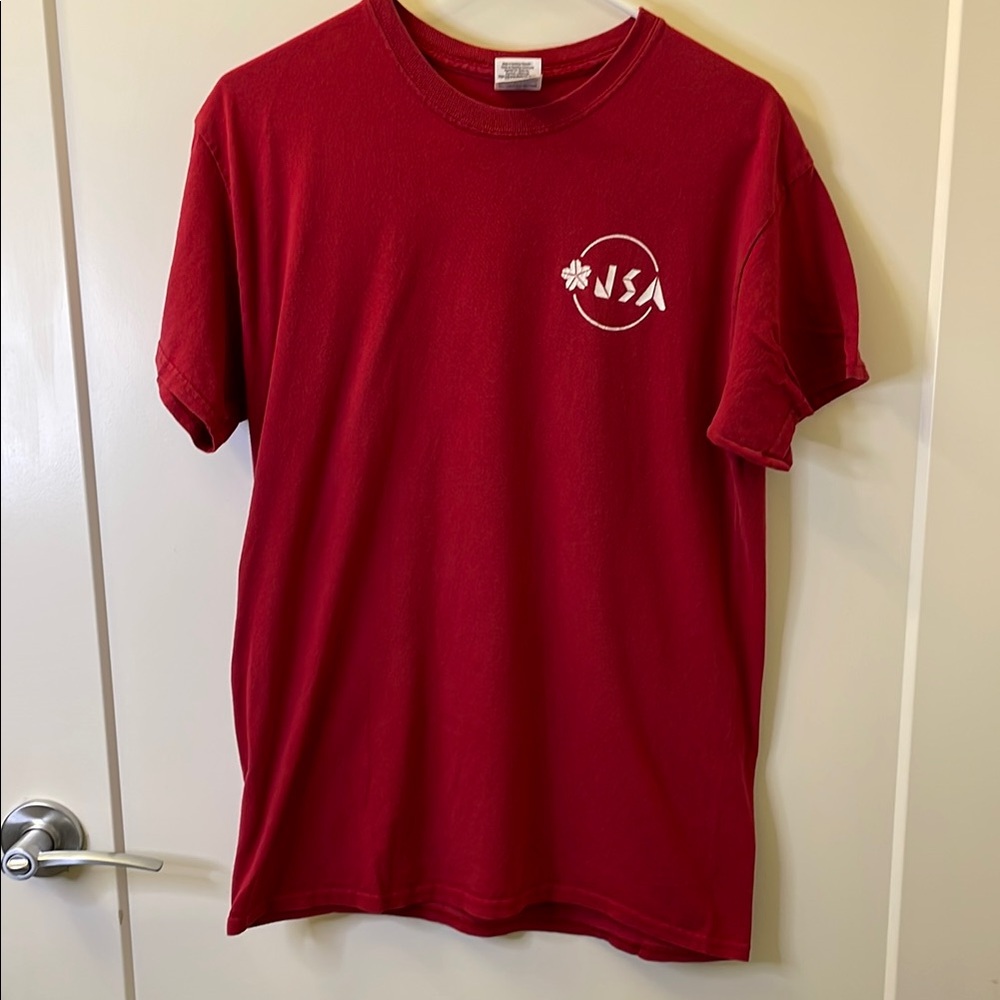 Gildan Red Short Sleeve Graphic Tee